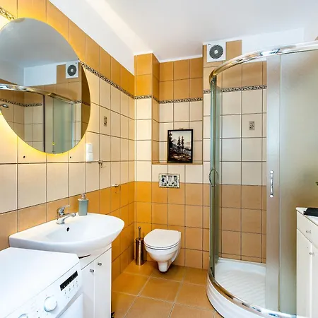 - Stroma - Miejsce Postojowe W Garazu Podziemnym *